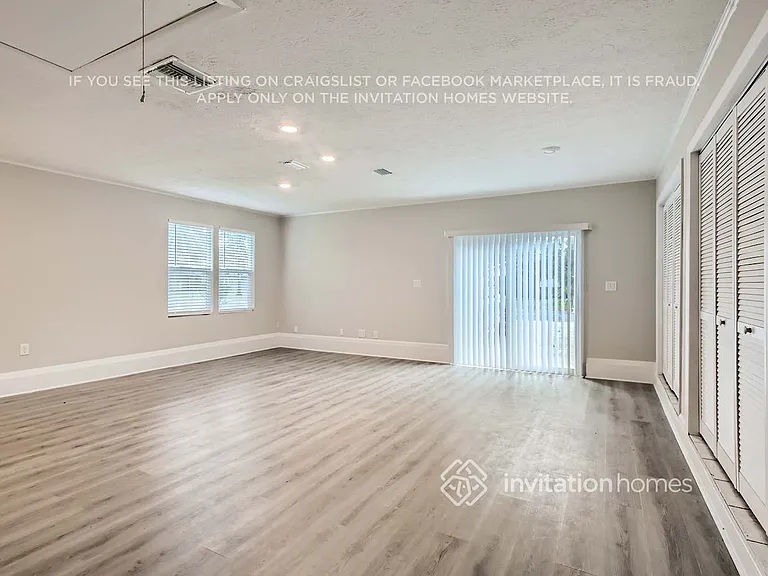 11093 Mandarin Station Dr E — Photo 5
