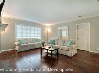 212 E 57th St, Savannah, GA 31405