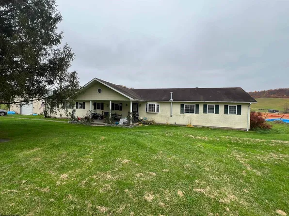 683 Swamp Run Rd, Buckhannon, WV 26201