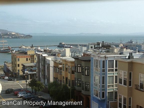 2nd image of 900 Bay St APT 9