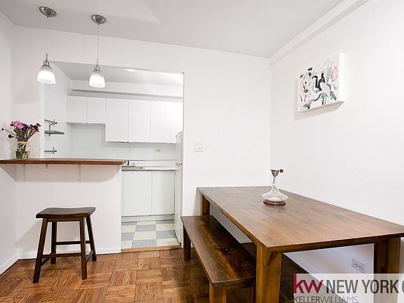 3rd image of 1463 2nd Ave #6G