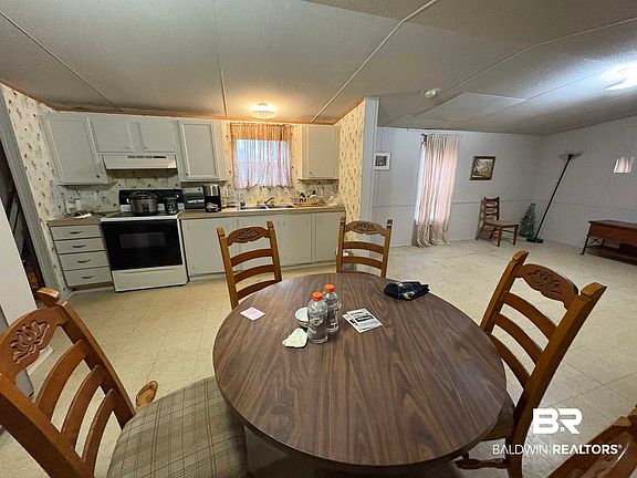 2nd image of 10348 Burlington Dr