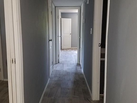 4th image of 200 Downs Dr APT 2