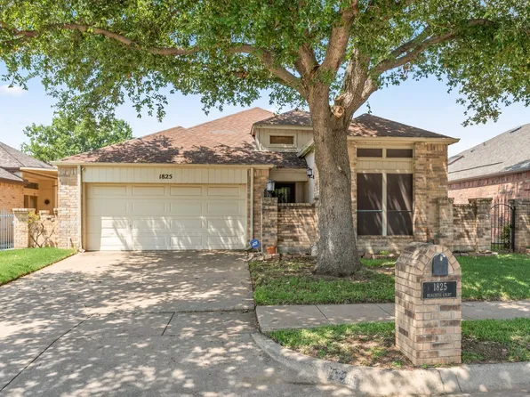 1825 Realistic Ct, Bedford, TX 76021