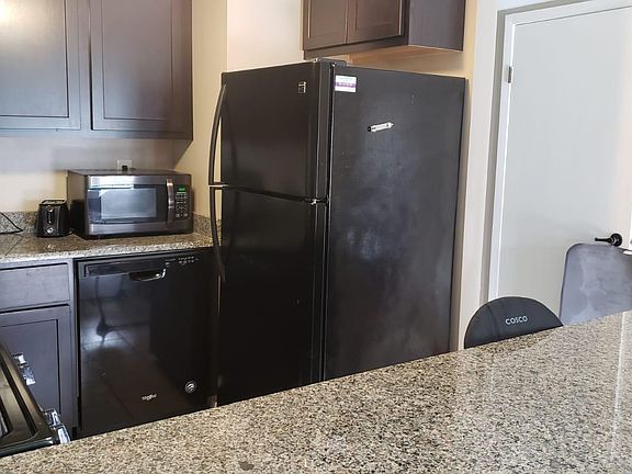 5th image of 7556 Whitcomb St APT A