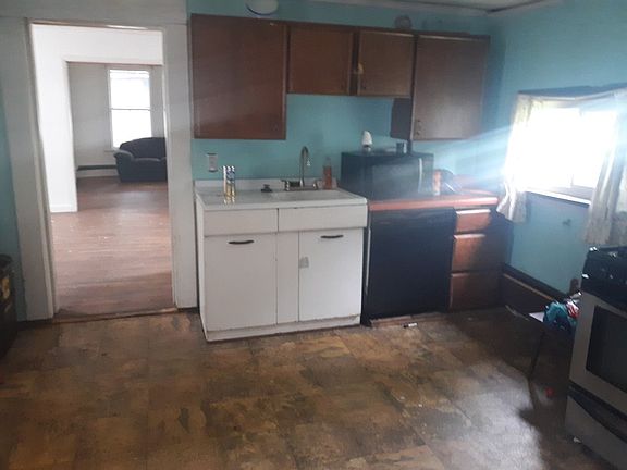 4th image of 504 Ford Ave