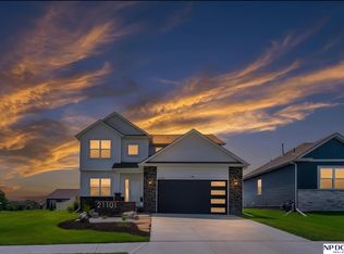 21101 Butler Ave, Elkhorn, NE 68022