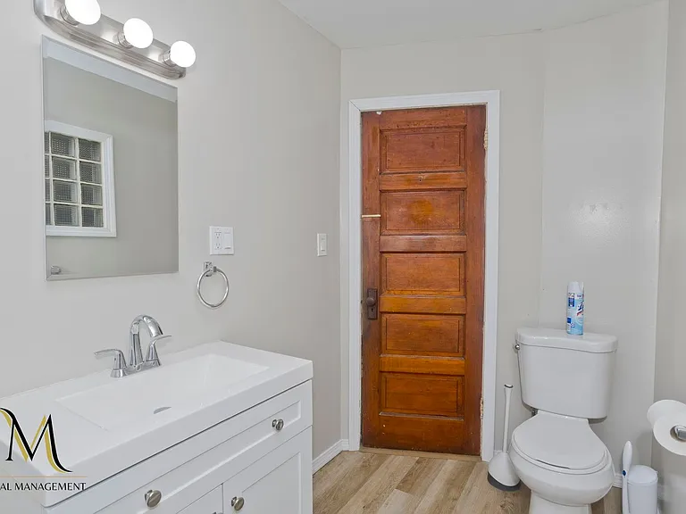 61 Hill St — Photo 14