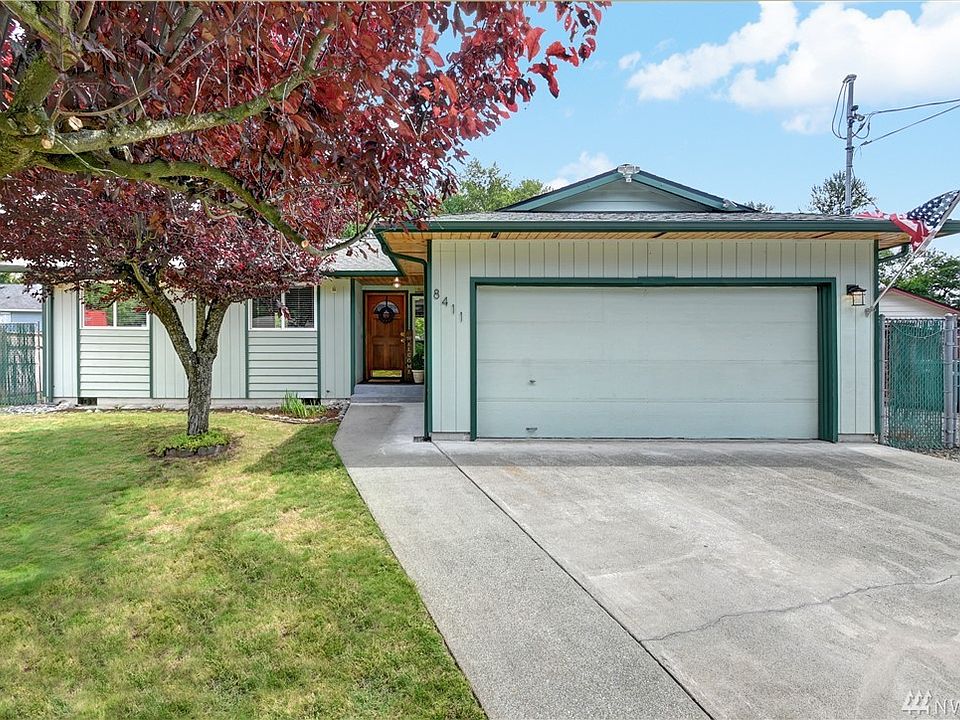 Solid built warm and inviting home is turn-key ready. Offers oh so much love and convenience situated on a very large, hard to find lot, backing large greenbelt! SO much to offer ~ an incredibly special home and property! 