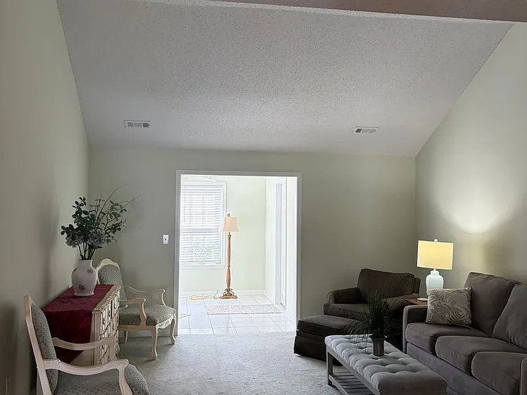 24 Magnolia Crest Dr — Photo 9