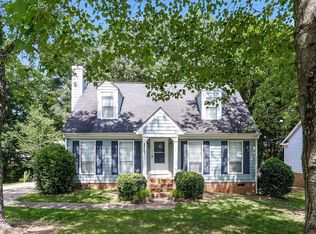 8307 Houndstooth Dr, Charlotte, NC 28227
