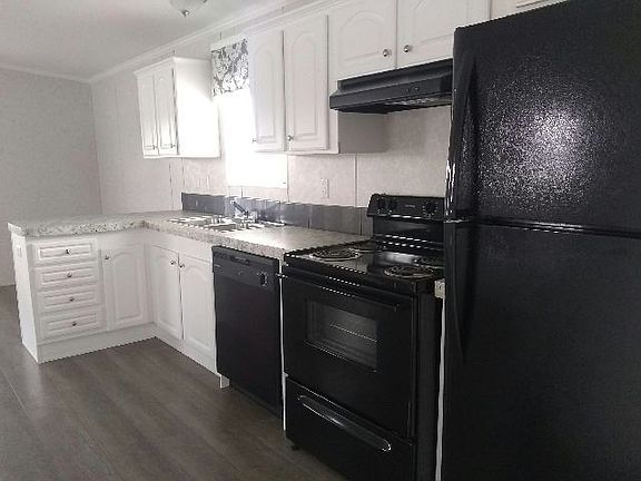 5th image of 1375 Pasadena Ave S #525