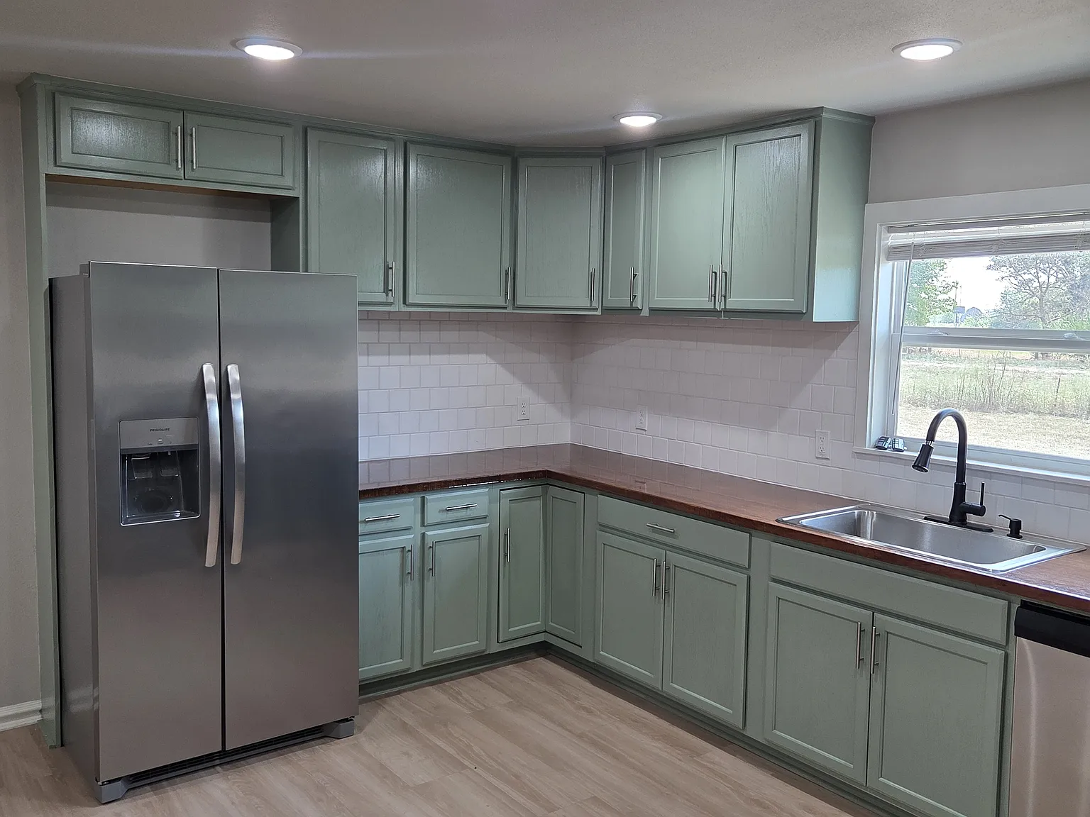 3 bed, 1440 sqft, $1,800 — Photo 4