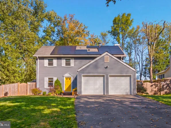 12121 Pueblo Rd, Gaithersburg, MD 20878