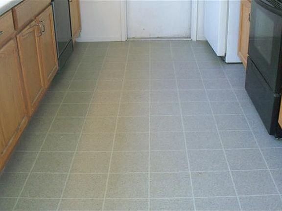 3rd image of 2405 Homewood Dr