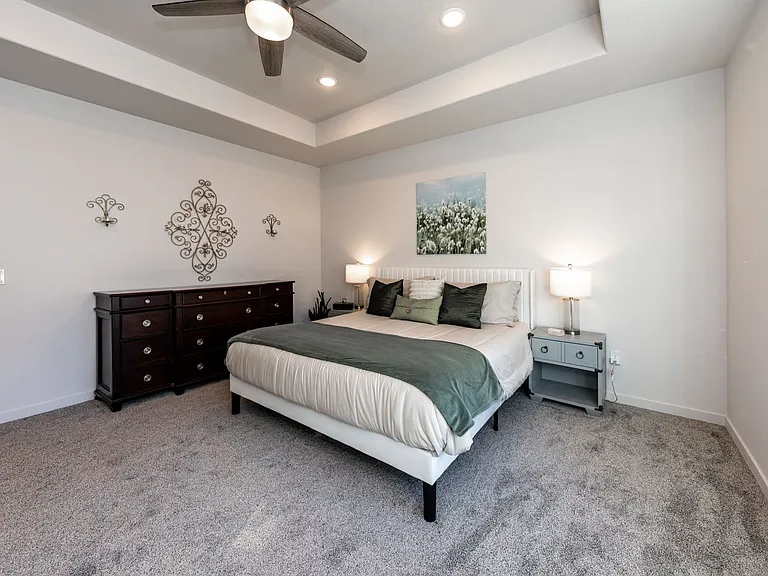 5738 Villa Lorenzo Dr — Photo 4