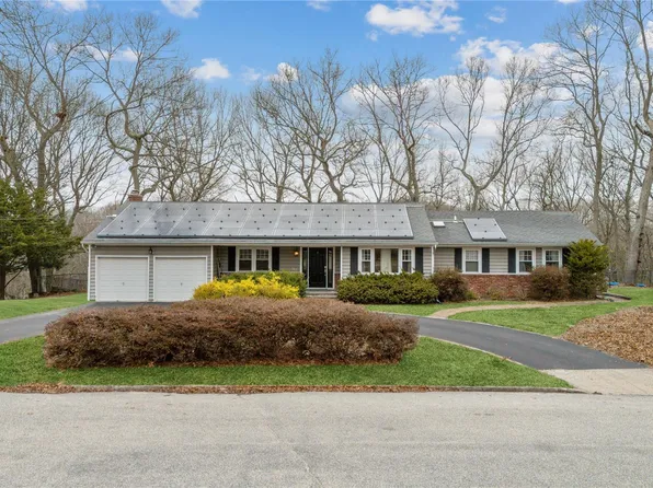 7 Fox Road, East Setauket, NY 11733