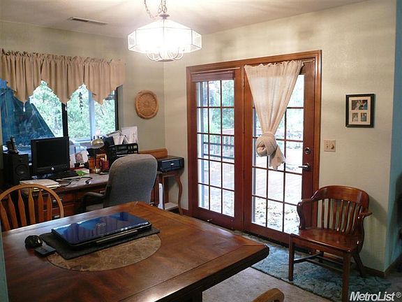 3rd image of 2631 Ivy Knoll Dr