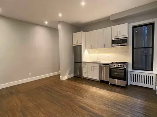 Rented by Tourma Realty LLC | media 10