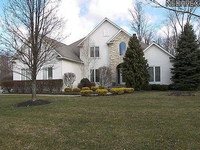 1st image of 730 S Sussex Ct