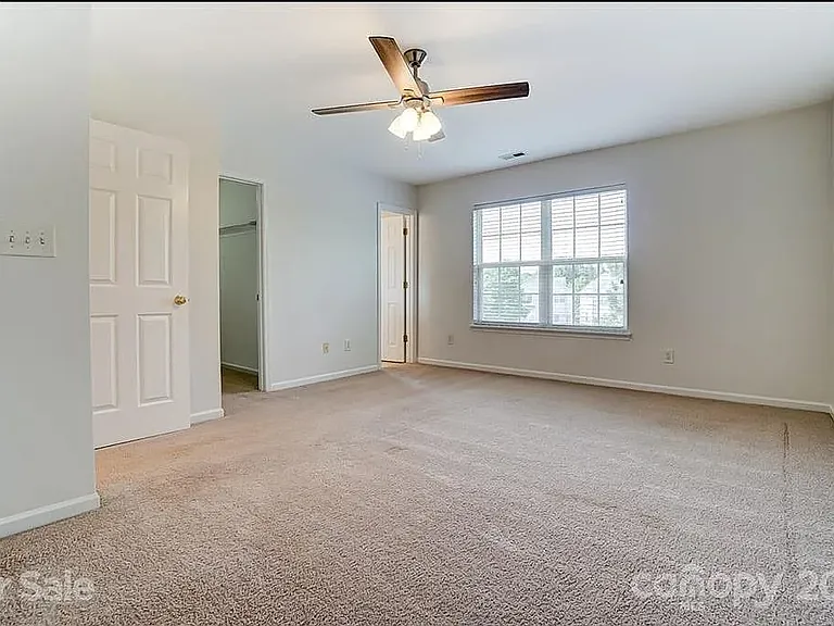 12207 Royal Castle Ct — Photo 6