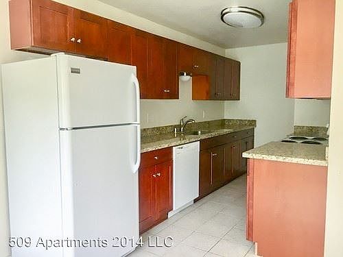 4th image of 509 19th Ave E APT 102