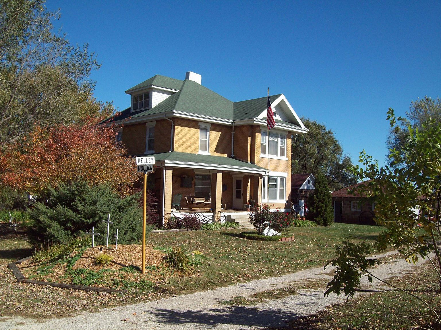 201 N Moulton St, Leeton, MO 64761 Zillow