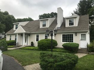 245 Blueberry Hill Rd, Longmeadow, MA 01106