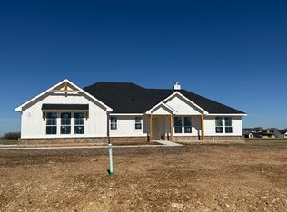 154 Snowy Owl Trl, Rhome, TX 76078