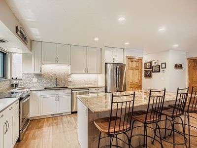 734 Lagoon Dr #B, Frisco, CO, 80443