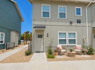 1610 SW Juniper Ave #101, Redmond, OR 97756
