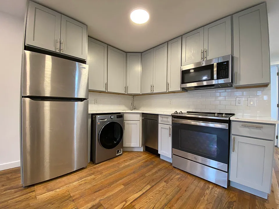 1965 Pacific St #1A