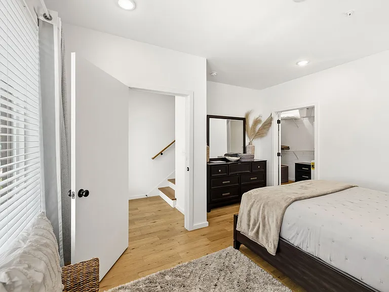 121 Old Mountain Rd #121 — Photo 10