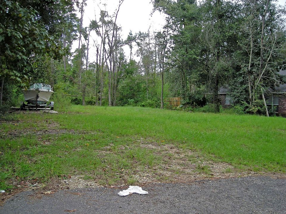 Vacant Lot - Zoned for Duplex or Residence