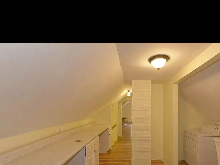 876 Warren St #2 — Photo 6