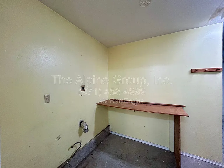 5595 SW Menlo Dr — Photo 44