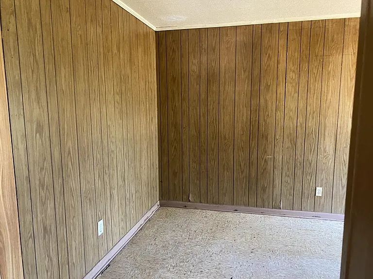 711 Patterson St — Photo 5