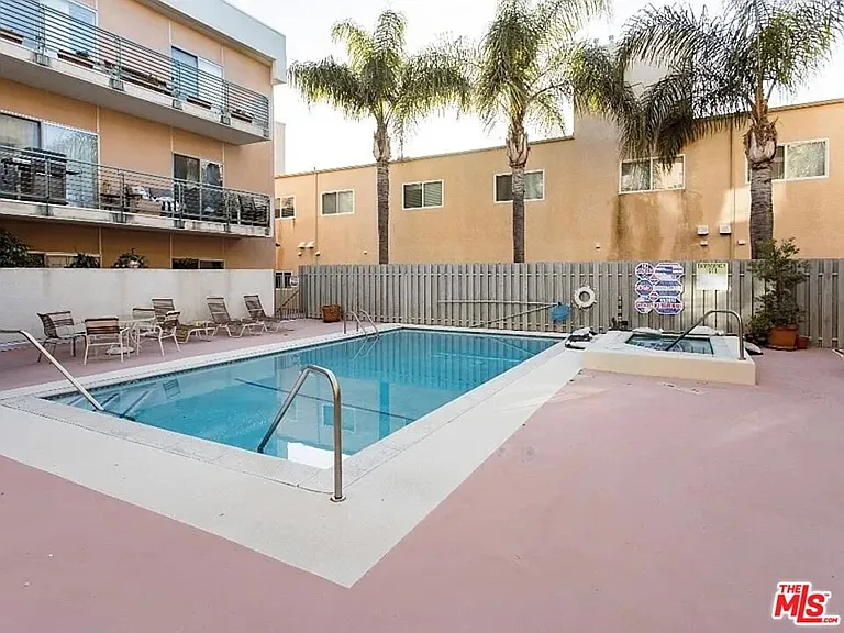 14245 Dickens St #1 — Photo 15