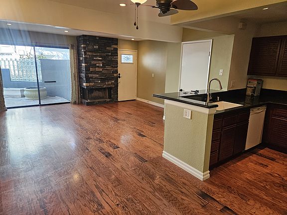 3rd image of 2519 Chandler Ave Unit 9