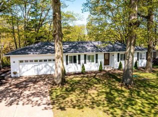 700 Lee Ct, Vermilion, OH