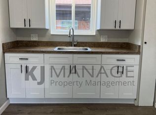 4026 Columbus St UNIT 4032-3, Wayne, MI 48184