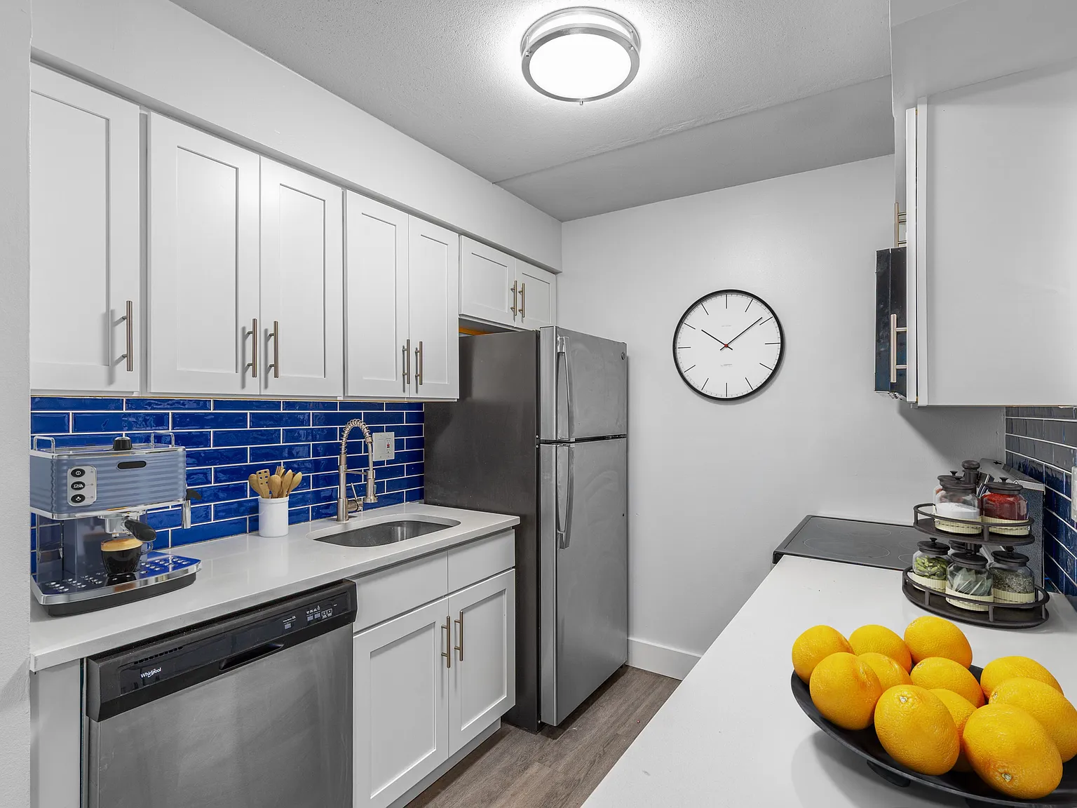 Foxwood Apartments — Photo 4
