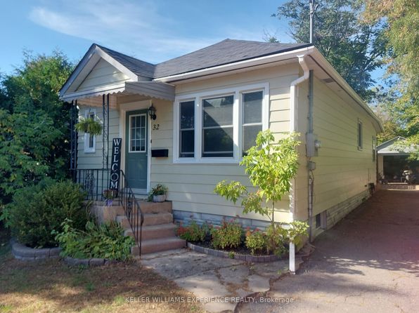 32 Henry St, Barrie, ON L4N 1C4
