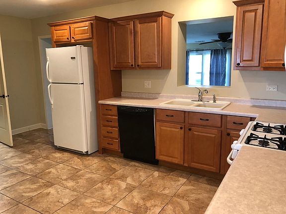 4th image of 6546 177th St