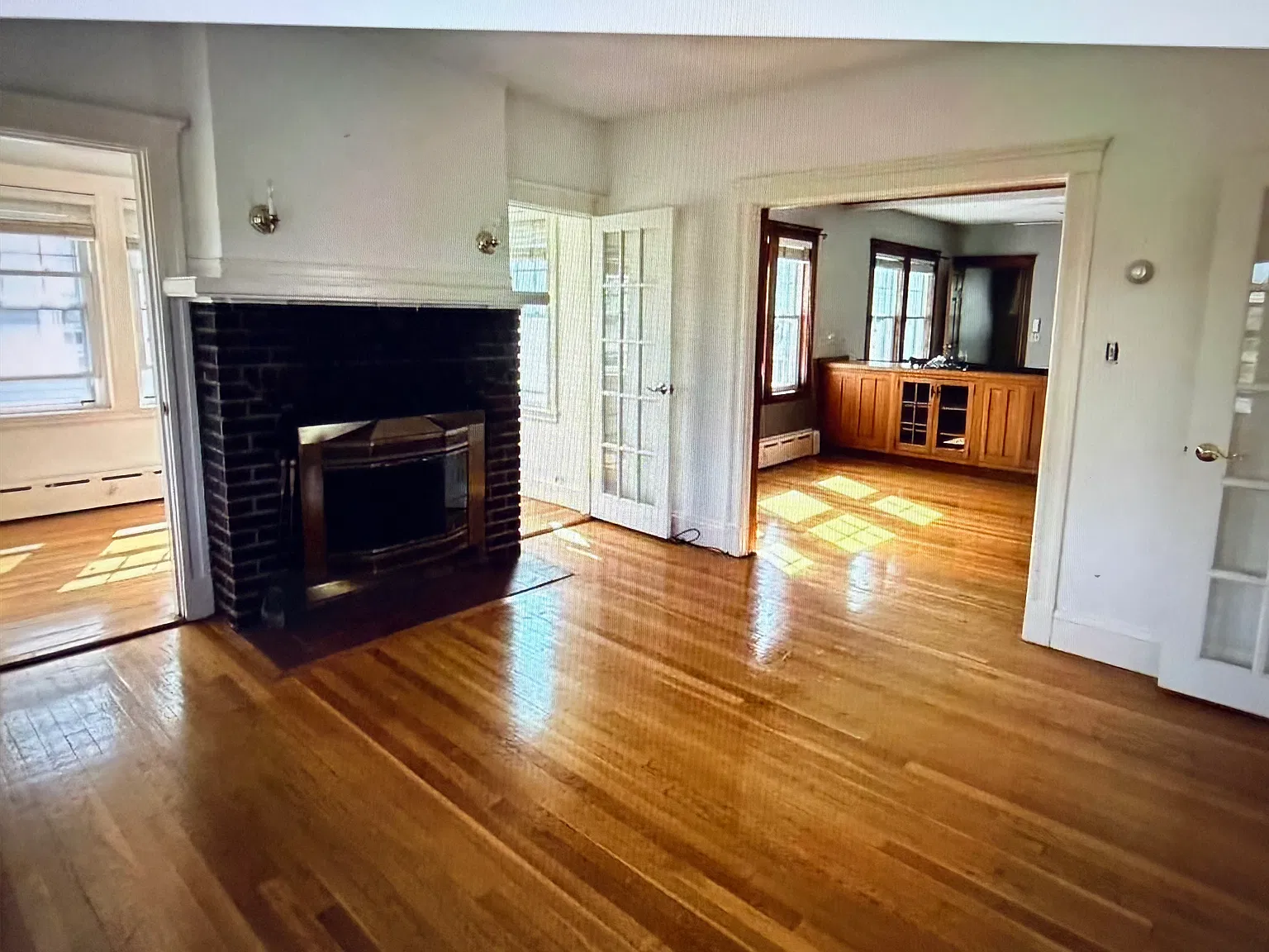 4 bed, 2.5 bath, $3,300 — Photo 4