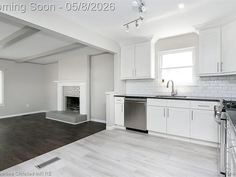 2716 Ardmore Ave — Photo 9