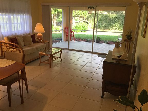 5th image of 5500 Avellino Pl