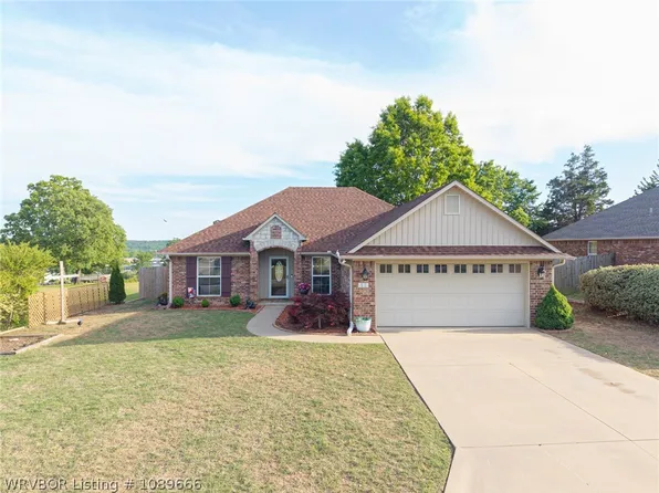 229 Pecan Ln, Greenwood, AR 72936