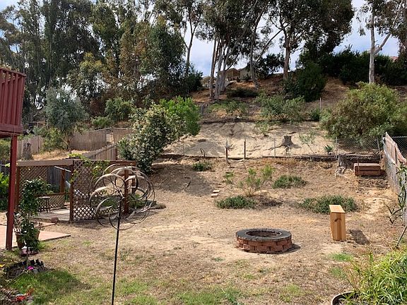2nd image of 5821 Cervantes Ave
