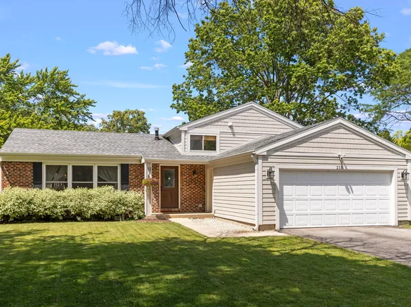 215 Longridge Ct, Naperville, IL 60565